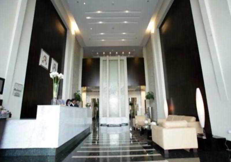 Отель Nojoum  Apartments Llc