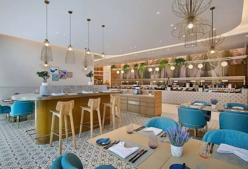 استراحتگاه Residence Inn By Marriott Sheikh Zayed Road, Dubai