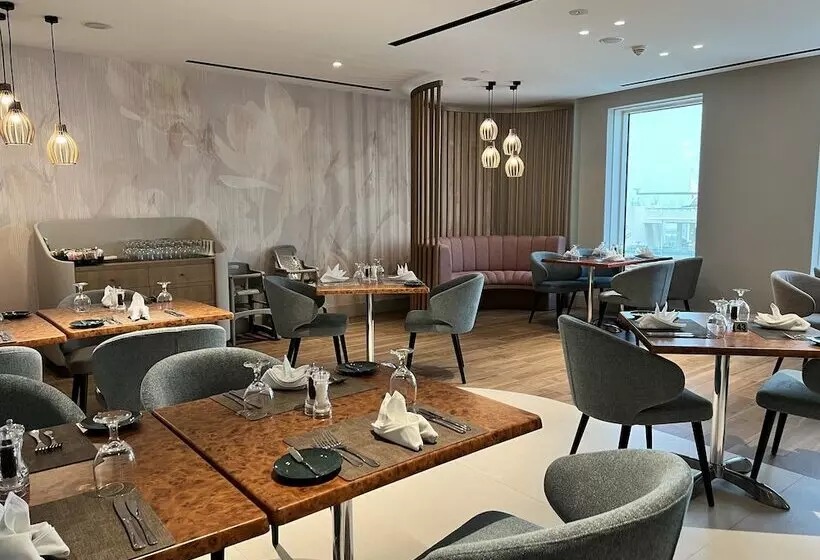 استراحتگاه Residence Inn By Marriott Sheikh Zayed Road, Dubai