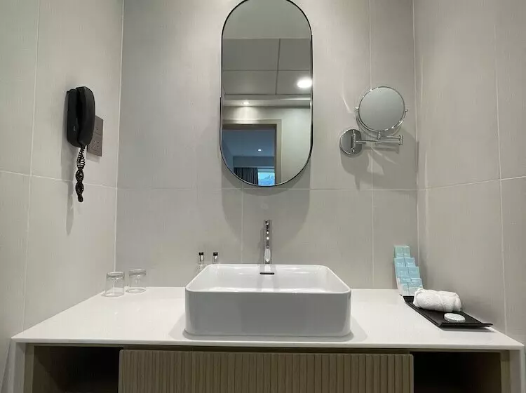 استراحتگاه Residence Inn By Marriott Sheikh Zayed Road, Dubai