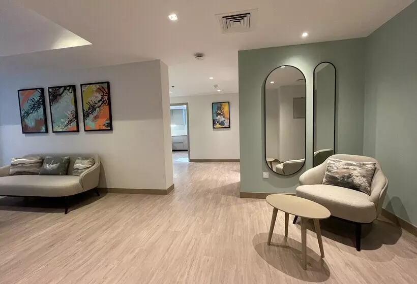 استراحتگاه Residence Inn By Marriott Sheikh Zayed Road, Dubai