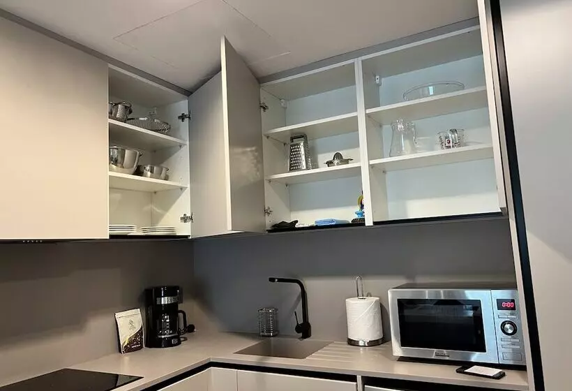استراحتگاه Residence Inn By Marriott Sheikh Zayed Road, Dubai