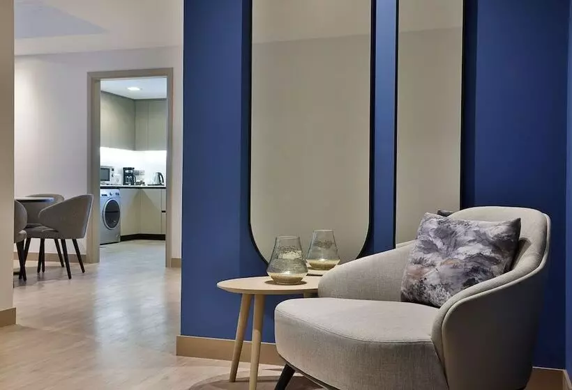 استراحتگاه Residence Inn By Marriott Sheikh Zayed Road, Dubai