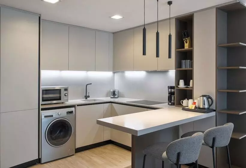 استراحتگاه Residence Inn By Marriott Sheikh Zayed Road, Dubai