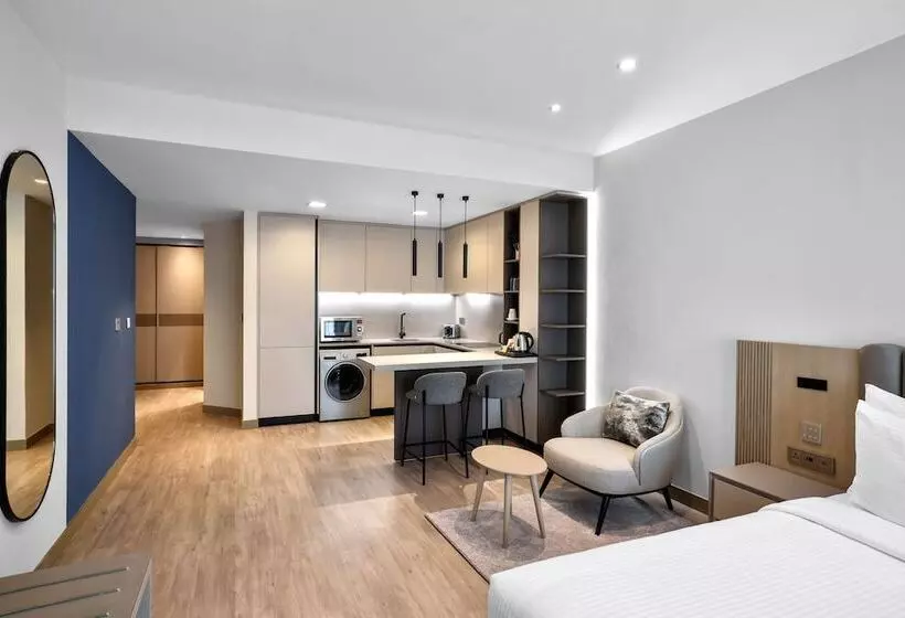 استراحتگاه Residence Inn By Marriott Sheikh Zayed Road, Dubai