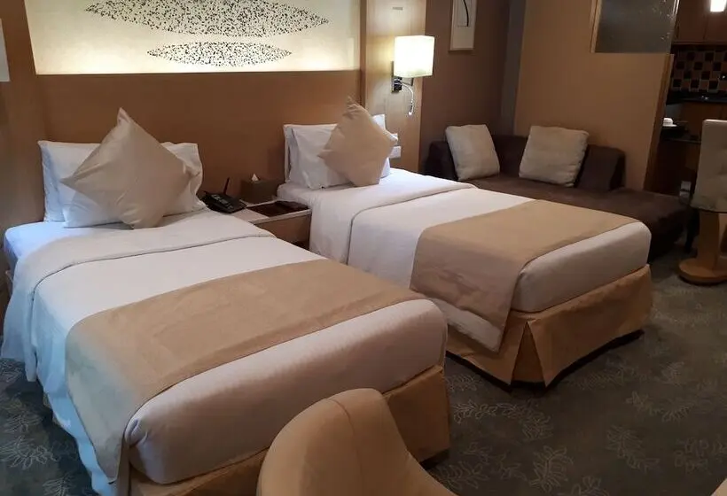 استراحتگاه Residence Inn By Marriott Sheikh Zayed Road, Dubai