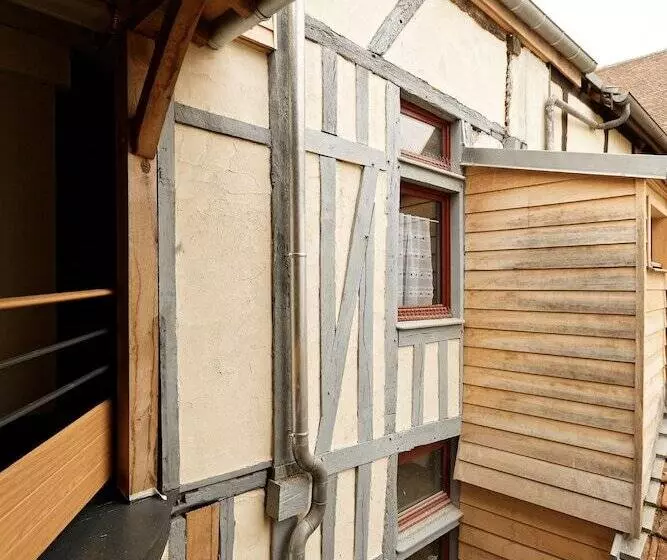 Appart Hôtel Sainte Trinité