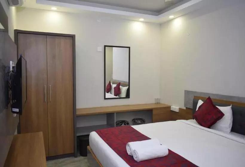 هتل Classio Residency