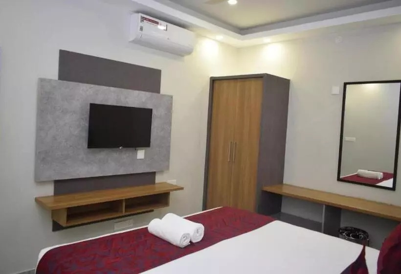 هتل Classio Residency