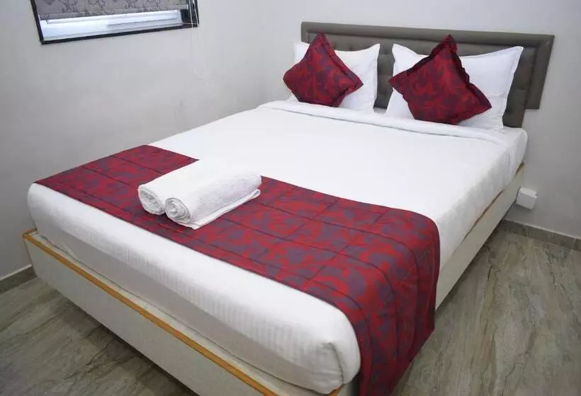 هتل Classio Residency