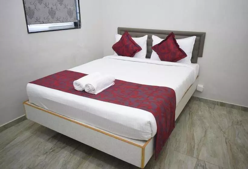 هتل Classio Residency