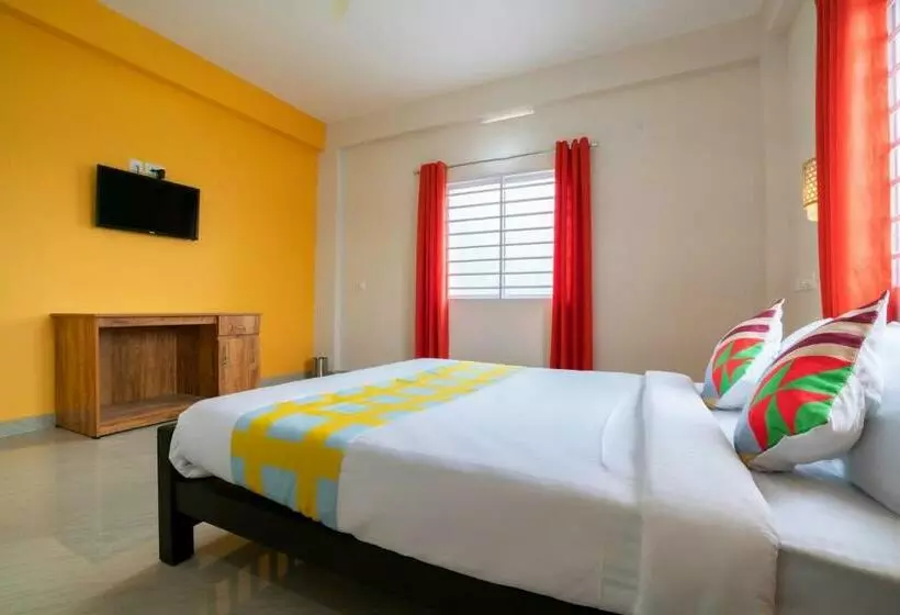 Hotelli Dreamz Airport Residency Cochin