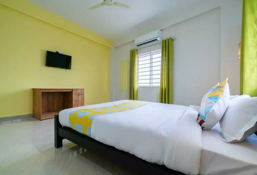 Hotelli Dreamz Airport Residency Cochin