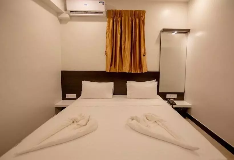 ホテル Gopuram Residency