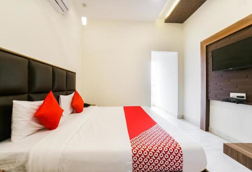 Hotelli Oyo 44643  Hn