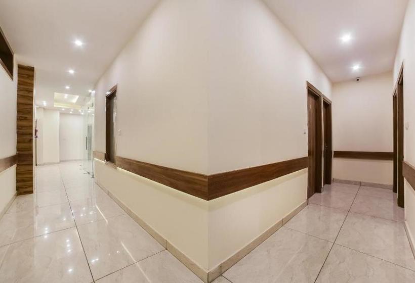 Hotelli Oyo 44643  Hn