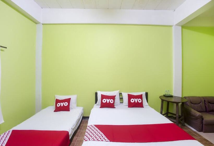 בית מלון כפרי Oyo 75357 Thipsiri Home