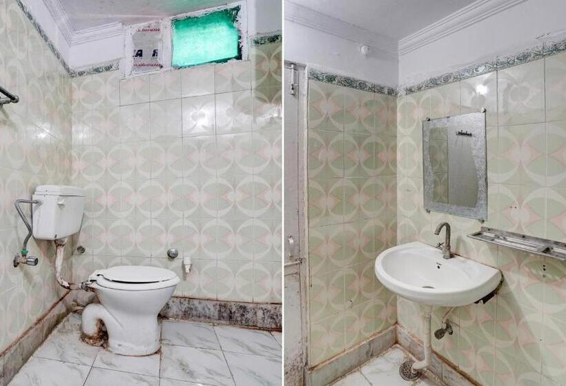 בית מלון כפרי Oyo 75572  Neel