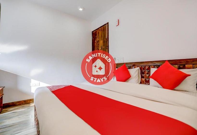 Hotel Oyo 76554 Blu Lagoon