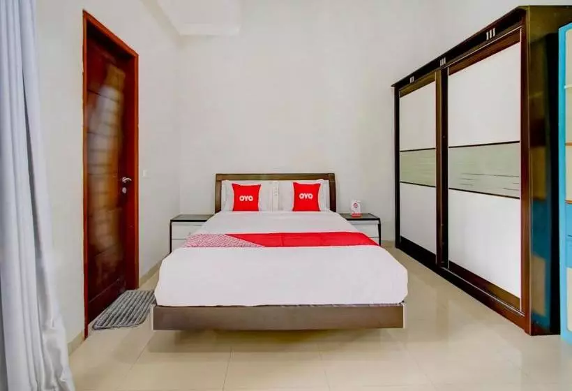 ホテル Oyo 90006 Dieng Ellen S House Syariah