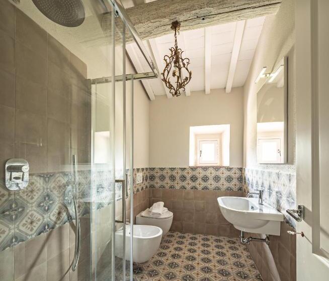 Отель Podere Giusti