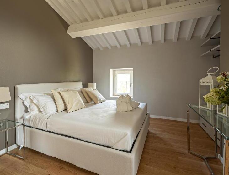 Отель Podere Giusti