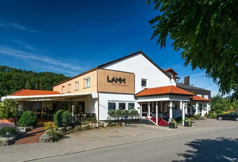 هتل Restaurant Lamm