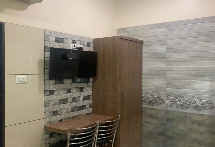 Отель Royal Residency Chembur