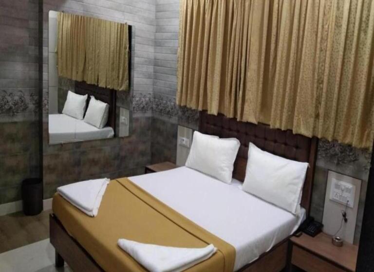 Отель Royal Residency Chembur