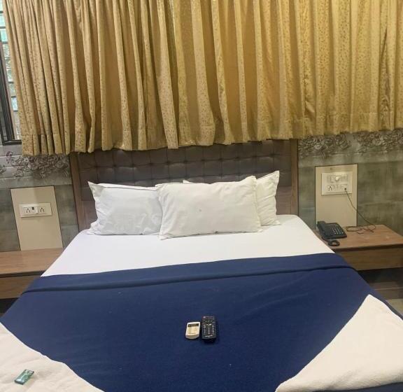 Отель Royal Residency Chembur