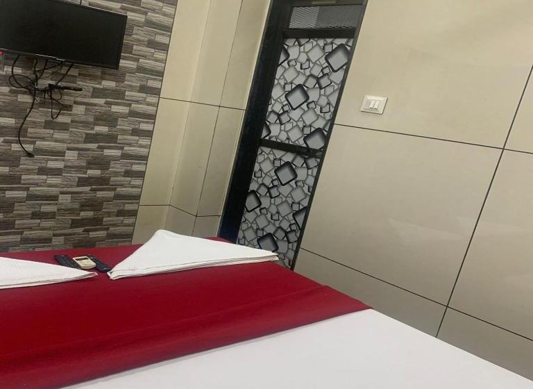 Отель Royal Residency Chembur