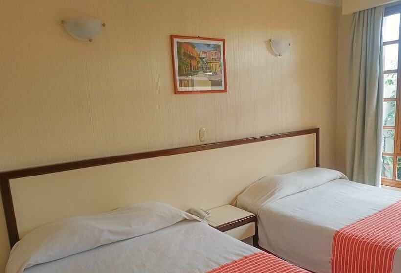 Отель Santa Rosa