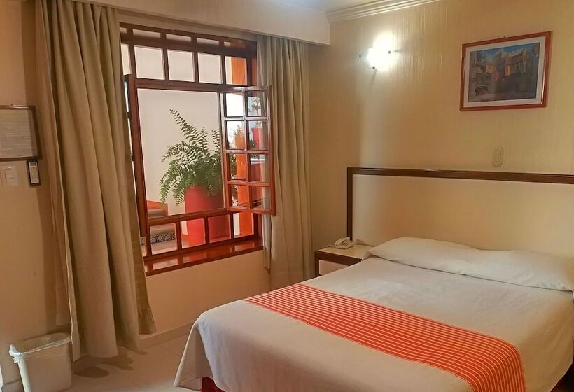 Отель Santa Rosa