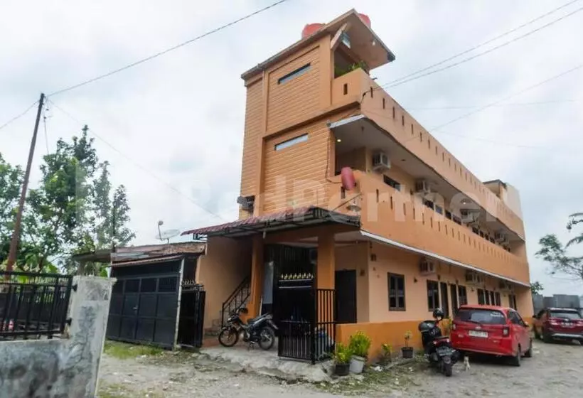 ホテル Teratai Guesthouse At Rs Adam Malik Medan Mitra Reddoorz