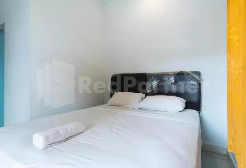 ホテル Teratai Guesthouse At Rs Adam Malik Medan Mitra Reddoorz