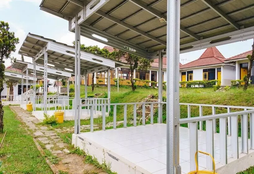 Majatalo Reddoorz @ Hotel Damanaka Pangalengan