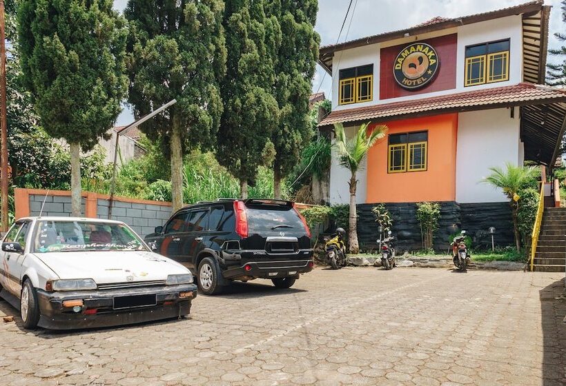 بنسيون Reddoorz @ Hotel Damanaka Pangalengan