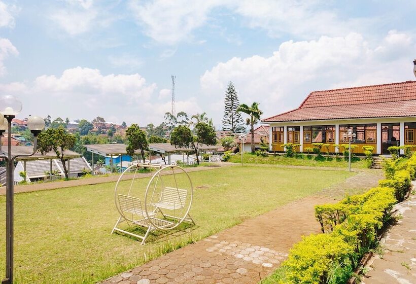 بنسيون Reddoorz @ Hotel Damanaka Pangalengan