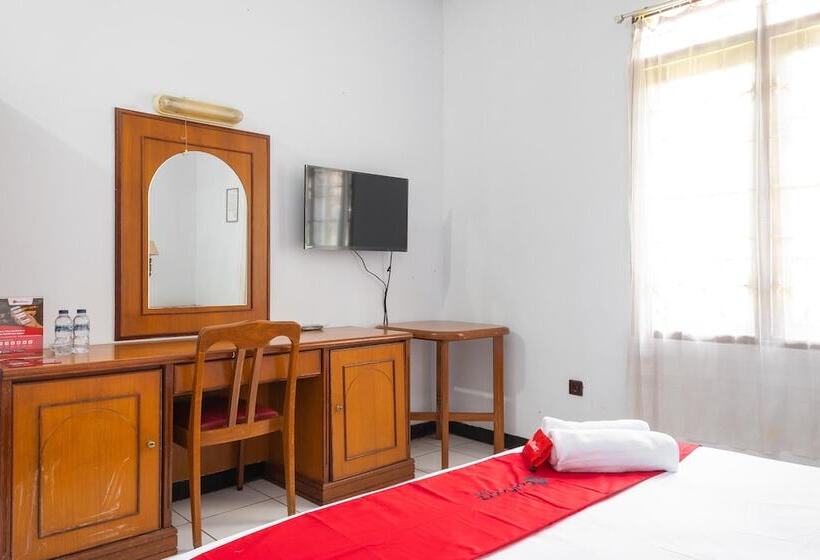 بنسيون Reddoorz @ Hotel Damanaka Pangalengan
