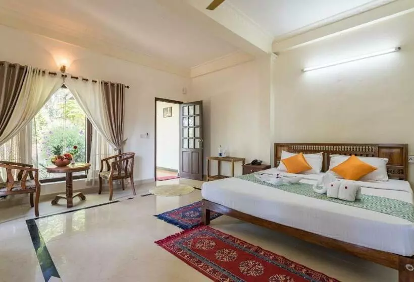 Resort Violet Woods