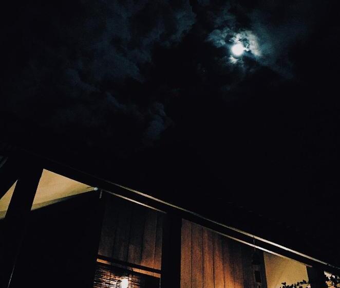 Общежитие Baan Mai Sak