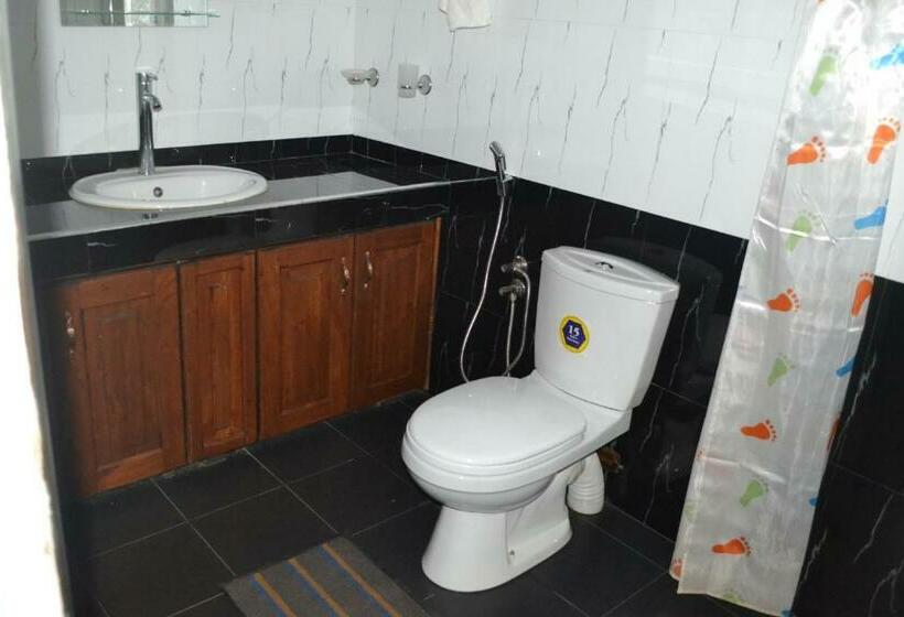 Hostel Villa Eden Paradise