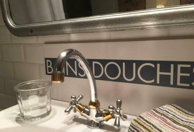 Bed and Breakfast Chambre D Autres, Massages