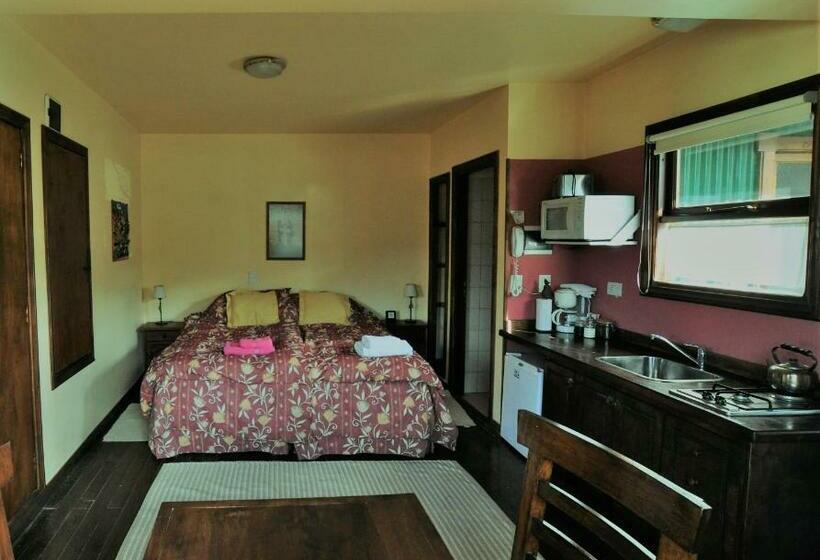 تختخواب و صبحانه Aves Del Sur