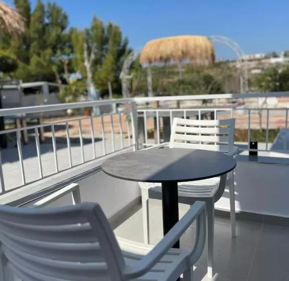 Aamiaismajoitus (B&B) Emaar Hotel Ksamil   Beachfront , Newly Renovated