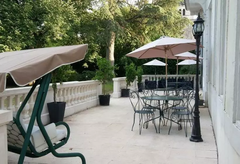 Aamiaismajoitus (B&B) Le Chateau De Prauthoy