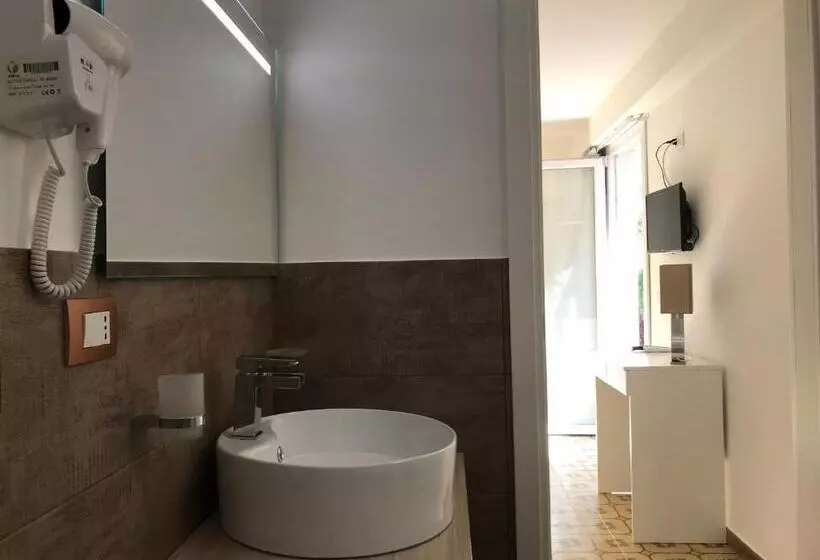 ベッドアンドブレックファースト Le Torrette Rooms And Apartments