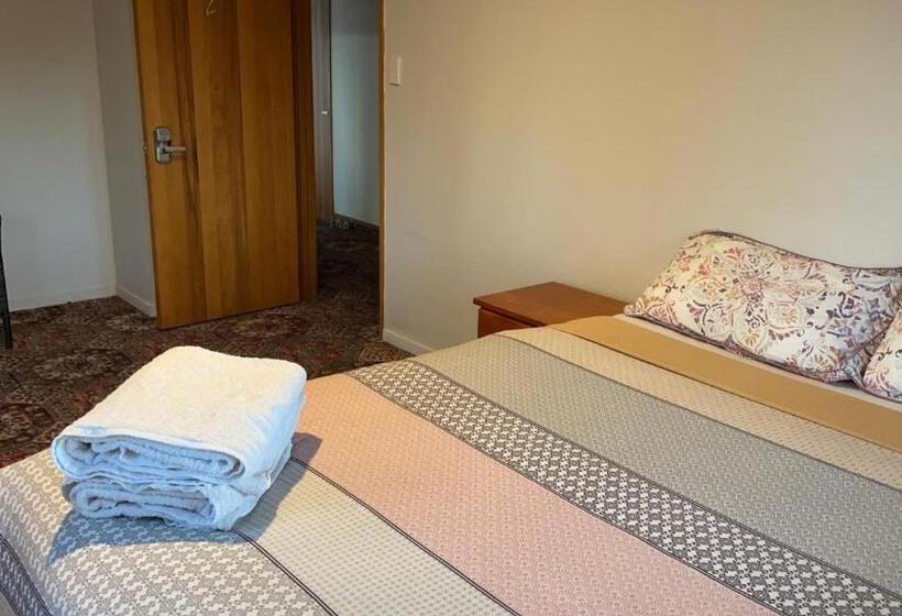 Bed and Breakfast Visitor Room Self Check In