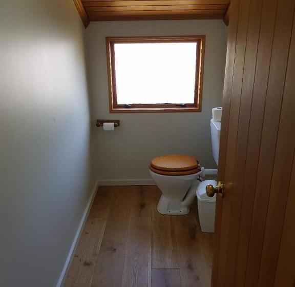 Bed and Breakfast Visitor Room Self Check In