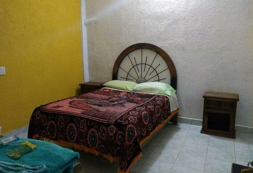 Отель Azucena De Antequera